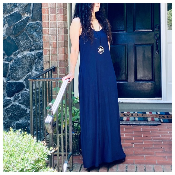 NAVY BLUE LOOSE FIT SIDE POCKETS TANK MAXI DRESS - Picture 9 of 11